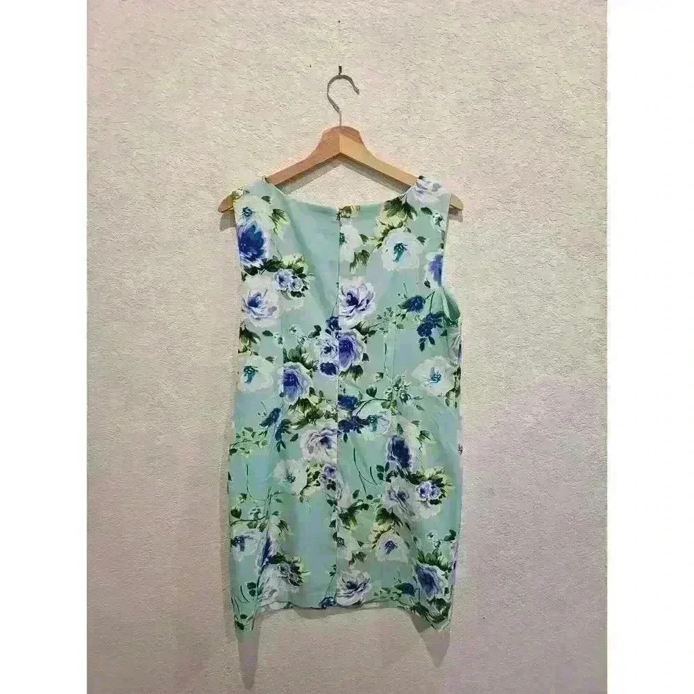 Amanda Lane Teal flower dress. Size 16p.
